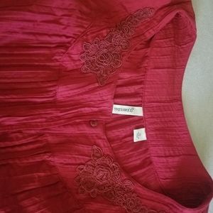 Very cute St. John's Bay blouse